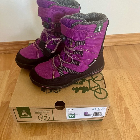 Kamik winter boots size 12 - Picture 2 of 2